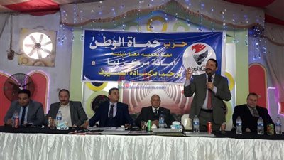 حماة الوطن ببني سويف يهنئ العمال بعيدهم.. ونائبه: الرئيس يُقدر دور عمال مصر