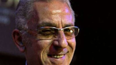 أمير أباظة يطلب من الرئيس السيسي العلاج على نفقة الدولة للمخرج علي عبد الخالق