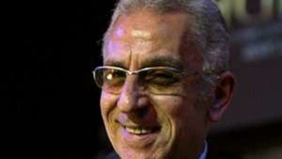 المخرج علي عبد الخالق يكشف آخر تطوراته الصحية بعد إصابته بالسرطان