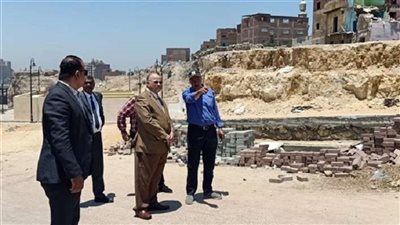 محافظ القاهرة يتفقد أعمال الإزالة للمساكن الخطرة بمنطقة الجبخانة