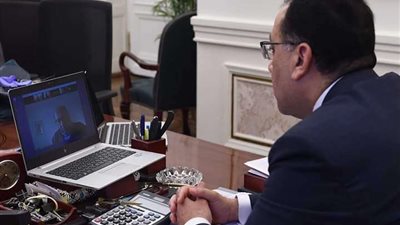 رئيس الوزراء يعقد اجتماعًا بالفيديو كونفرانس مع رئيس البنك الأوروبي