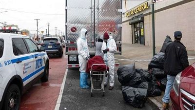 أبشع الحوادث في نيويورك.. 60 جثة متحللة في شاحنات بسبب كورونا