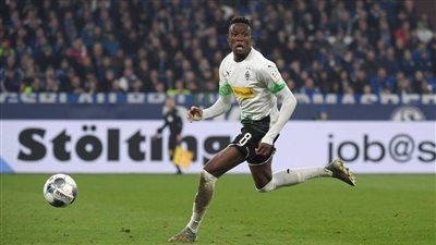 إصابة دينيس زكريا تبعده عن اللحاق بالبوندسليجا