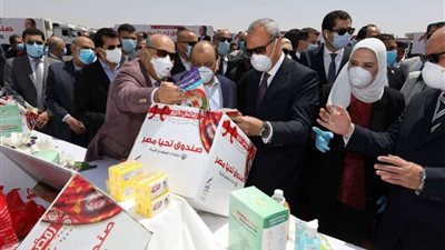 بالصور.. محافظ القليوبية يشارك في احتفالية صندوق تحيا مصر بإطلاق قوافل الخير
