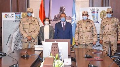 محافظ الإسكندرية يعقد اجتماعا مع جهاز مشروعات الخدمة الوطنية