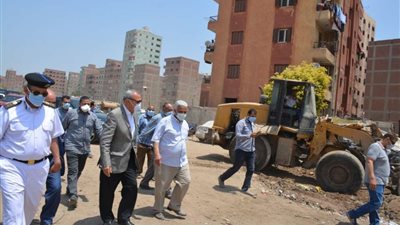 محافظ القليوبية يتفقد أعمال تطوير طريق مسطرد بشبرا الخيمة