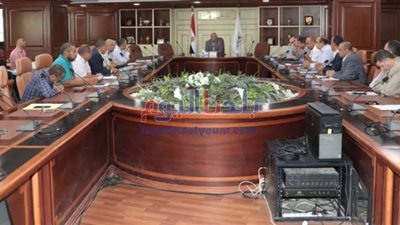 التجهيز للموجة الــ 20 من حملات إزالة التعديات على الأراضي  ببني سويف