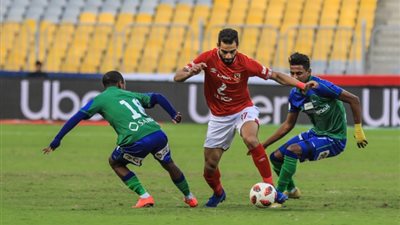 الأهلي يتلقى ضربة موجعة بإصابة نجم الفريق قبل مواجهة المقاصة