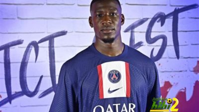 رسمياَ.. باريس سان جيرمان يتعاقد مع موكيلي قادما من لايبزيغ الألماني