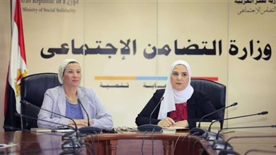 وزيرتا التضامن والبيئة يناقشان مشاكل العاملين في جمع وتدوير المخلفات