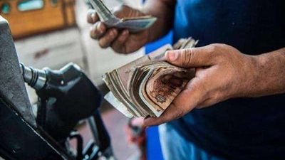 وزير المالية يكشف تفاصيل زيادة أسعار السولار والبنزين