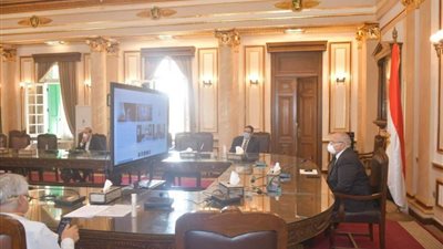 جامعة القاهرة تعتمد 5 ملايين جنيه لتمويل 8 مشروعات بحثية لمكافحة كورونا