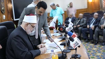 وكيل الأزهر يعلن أسماء أوائل الثانوية الأزهرية بمعاهد فلسطين