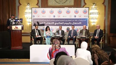 الصحة: مصر مرشحة للحصول على الإشهاد الدولي في نجاحها في التعامل مع فيروس «سي»