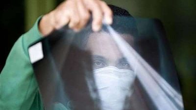 لاصقة تكشف إصابتك بفيروس كورونا أو لا