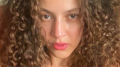 بالكيرلي.. ندى موسى تخطف الأنظار في أحدث ظهور