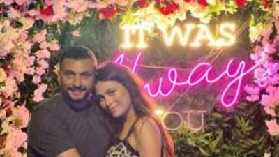 هاجر أحمد تحتفل مع زوجها أحمد الحداد في عيد زواجهما الأول