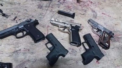 ضبط عاطل بحوزته طبنجة و3 طلقات من ذات العيار فى البلينا بسوهاج