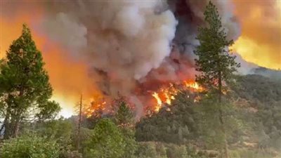 بعد إعلان الطوارئ وإجلاء السكان.. سبب حريق ماكيني الهائل الذي أشعل ولاية كاليفورنيا الأمريكية