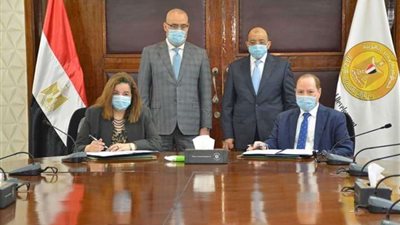 وزيرا التنمية المحلية والإسكان يشهدان توقيع بروتوكولين للتعاون