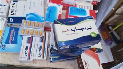 ضبط 56 صنف دواء و350 كمامة مجهولة المصدر بالدقهلية