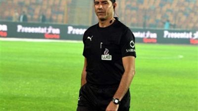 هشام الفلال يقود الطاقم التحكيمي لمباراة المقاولون العرب وفيوتشر