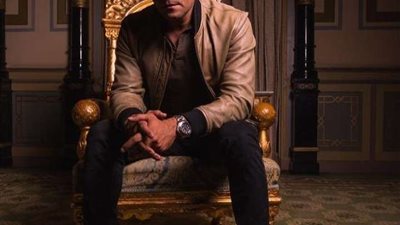 شاهد.. آسر ياسين برفقة أولاده في أحدث ظهور