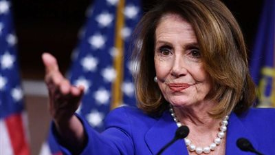 هبوط طائرة بيلوسى فى مطار تايوان رغم التحذيرات الصينية