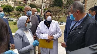 فى زيارة لحميات الإسكندرية.. وزيرة الصحة تخصص مبنى مستقل لحالات كورونا 