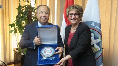 وزير المالية: نستهدف توطين الخبرات العالمية فى مجال سك العملة