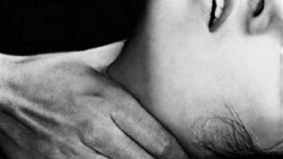 شاب ينهي علاقته الحرام بقتل عشيقته وطفلتها.. والسبب طلبها 