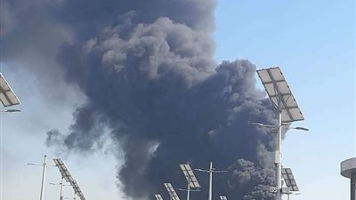 السيطرة على حريق نشب بأحد المراكز التجارية بالأسكندرية