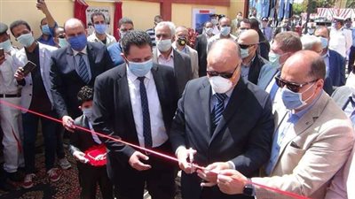 محافظ القاهرة يشهد افتتاح سوق الزاوية الحمراء