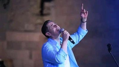 متصدرا التريند.. مدحت صالح يتألق في محكى القلعة