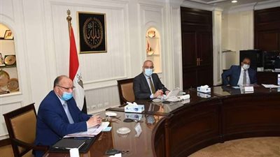 وزير الإسكان ومحافظ القاهرة يتابعان تنفيذ مشروع تطوير 