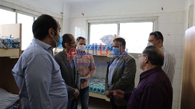 محافظ المنوفية يستقبل رئيس جامعة المنوفية للوقوف على الاستعدادات النهائية لاستقبال العالقين