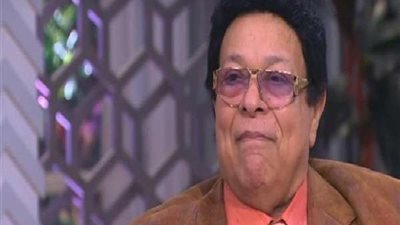 قبل وفاته| إبراهيم نصر يكشف سبب توقف الكاميرا الخفية.. فيديو