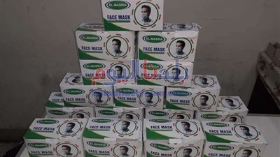 مباحث التبين تلقي القبض على سيدتين بتهمة إدارة مصنع كمامات مجهولة المصدر