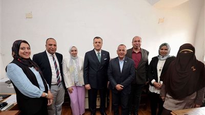 وزير السياحة والآثار يعلن استراتيجيته الجديدة للعاملين