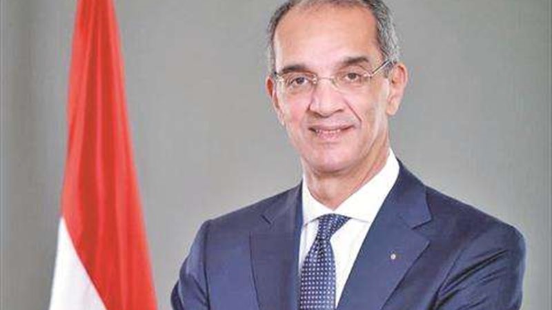 وزير الاتصالات وتكنولوجيا