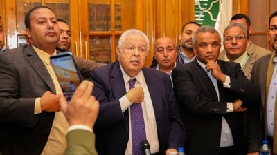 نقيب المحامين يمد الاشتراك بمشروع العلاج إلى آخر يونيو