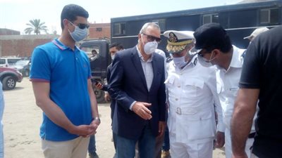 محافظ القليوبية يشن حملة لإزالة التعديات على الأرضي الزراعية بالخانكة