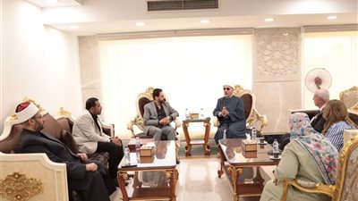 أمين البحوث الإسلامية يلتقي بوفد الاتحاد العالمي للكيانات المصرية بالخارج