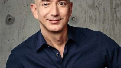 رجل أعمال قد يصبح أول 