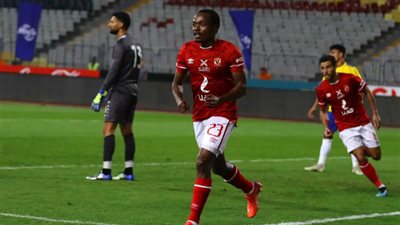 تقارير.. بيرسي تاو يفسخ تعاقده مع النادي الأهلي