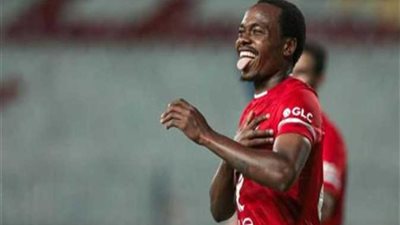 الأهلي يوضح حقيقة فسخ عقد بيرسي تاو