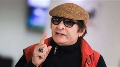 تشييع جثمان شقيقة الفنان محي إسماعيل