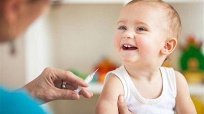 5 نصائح فعالة لتقليل آلام الأطفال الرضع بعد التطعيم