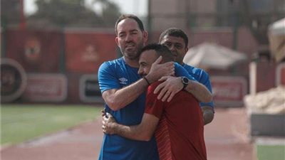 سواريش يحدد موعد عودة لاعبي الأهلي من الراحة