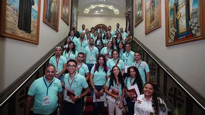 شباب ملتقي لوجوس في زيارة للكنيسة المرقسية بالإسكندرية